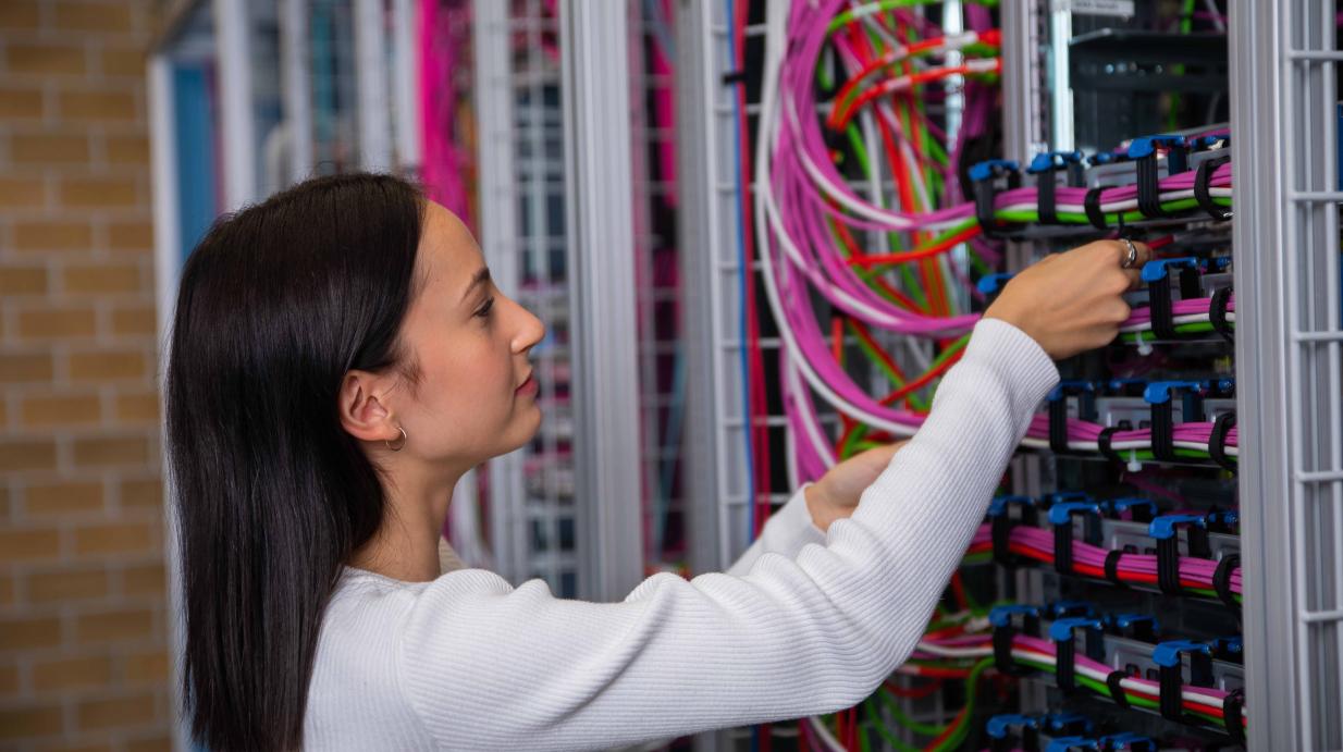 Les métiers de l'informatique dans le Canton de Neuchâtel