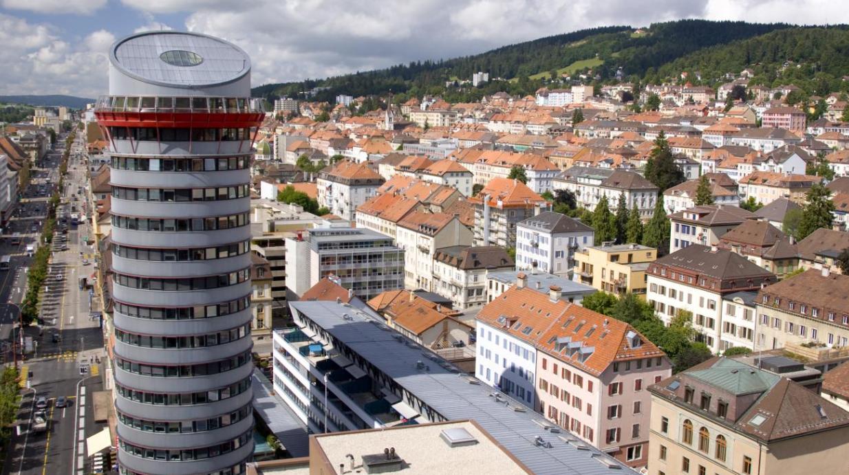 Tempête à La Chaux-de-Fonds et au Crêt-du-Locle – entreprises touchées : assurances perte d’exploitation et demandes RHT