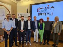 Des membres du Comité UNAM avec l'oratrice et l'orateur de la Matinale UNAM