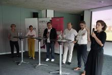 Table ronde avec Christelle Boil, SSIE, Séverine Favre, APIAH, Luc-Olivier Erard, ArcInfo, Pierre-Daniel Senn, Automobiles Senn, Mike Pessotto, BCN, Caroline Henchoz, HETSL