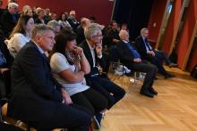 Les Vice-Présidents CNCI Sandra Menoud et David Guenin très attentifs aux propos tenus par les différents intervenants de la soirée